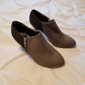Grey booties with heel